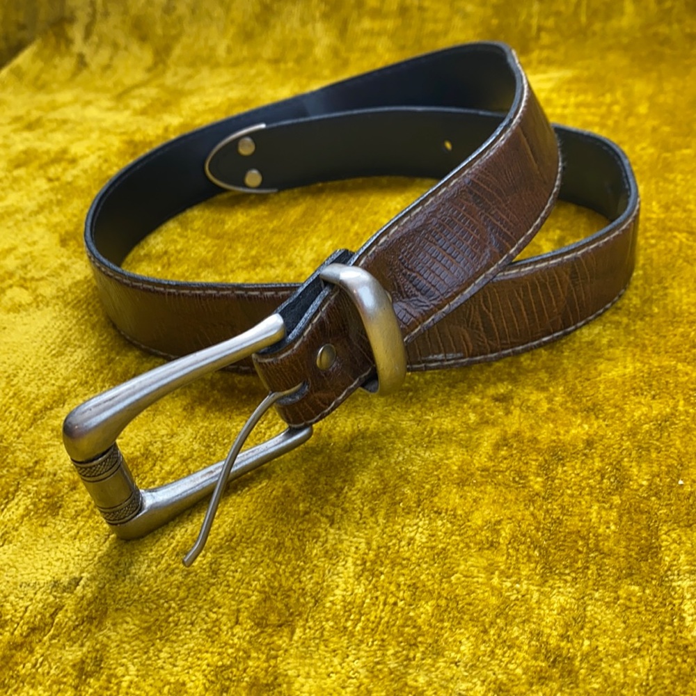 Vintage Retro Brown Faux Embossed Leather With Western Silver Buckle Size 6